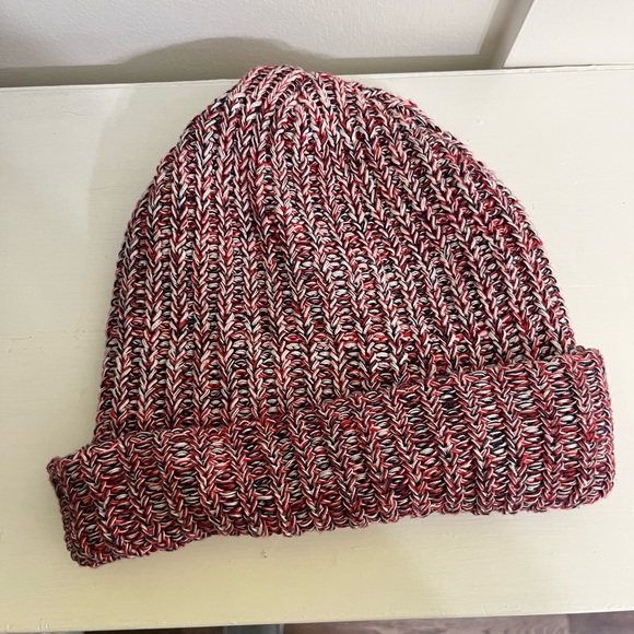 Red/white Love your Melon beanie - Picture 3 of 3